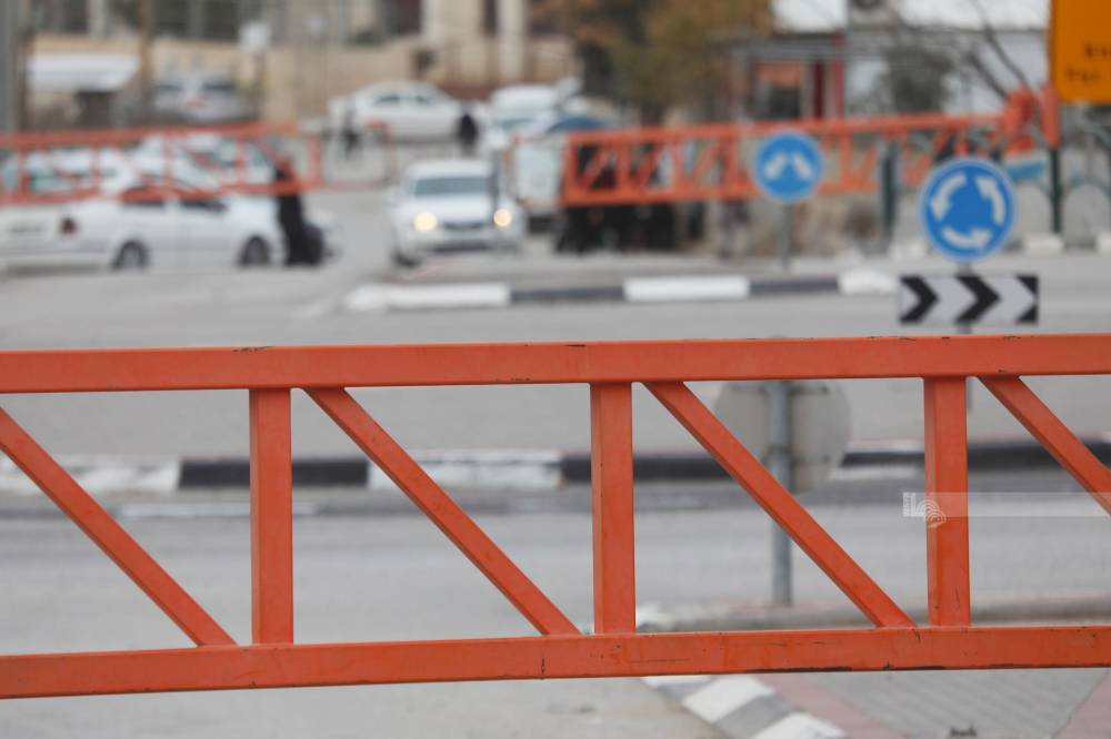 حواجز اسرائيلية تضيق الخناق على مدن وبلدات الضفة الغربية (وفا)