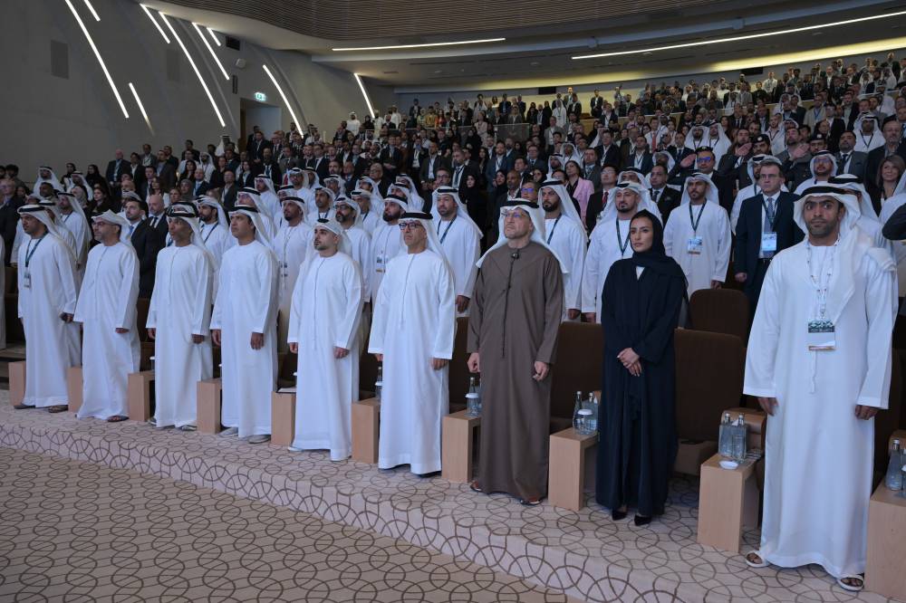 انطلاق الدورة الأولى من «أبوظبي للبنية التحتية»