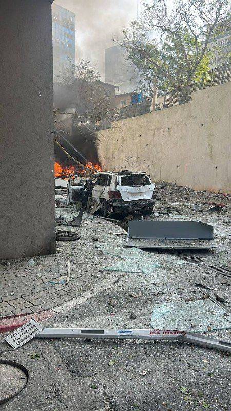 إيران تطلق دفعة جديدة من الصواريخ على إسرائيل