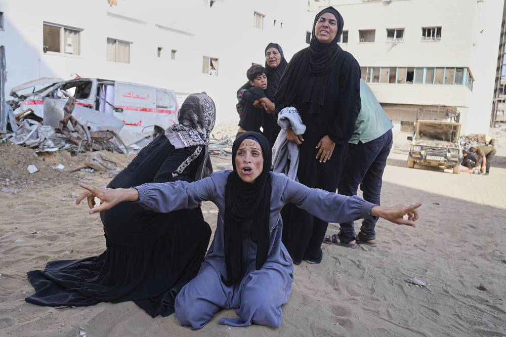 23 قتيلاً في غزة بنيران إسرائيلية 23 قتيلاً في غزة بنيران إسرائيلية