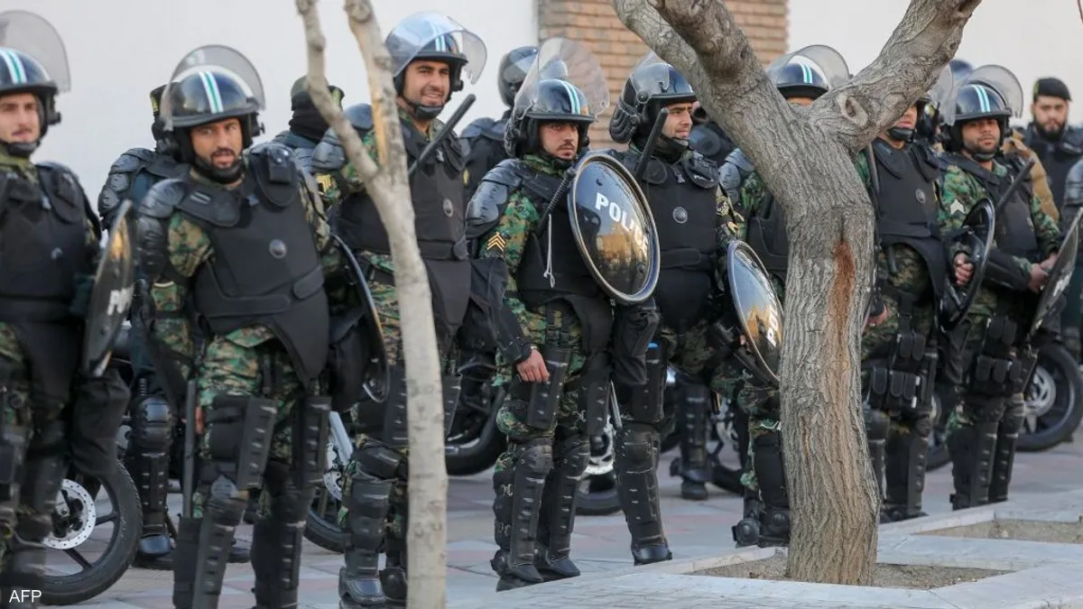 اعتقال 22 شخصا في إيران بتهمة «التجسس لحساب إسرائيل» اعتقال 22 شخصا في إيران بتهمة «التجسس لحساب إسرائيل»
