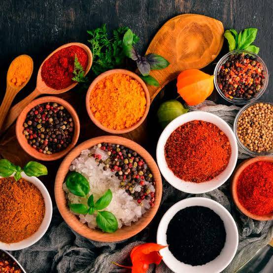 وجبة حارة على الغداء وجبة حارة على الغداء