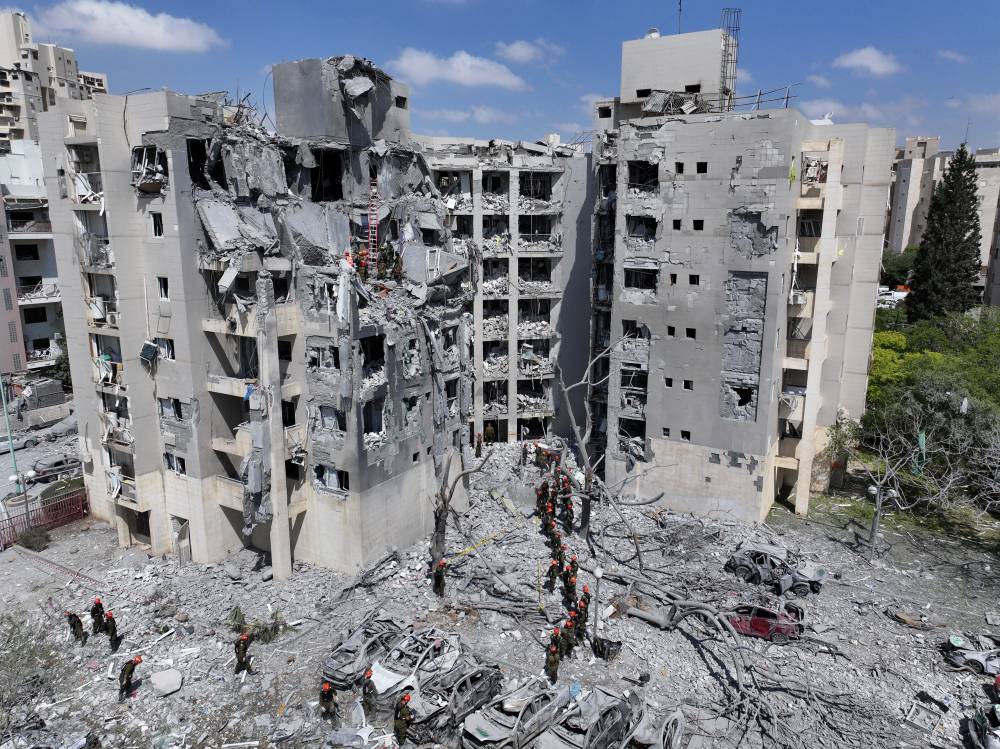 في حرب الـ 12 يوماً.. ماذا خسرت إسرائيل وإيران؟ في حرب الـ 12 يوماً.. ماذا خسرت إسرائيل وإيران؟