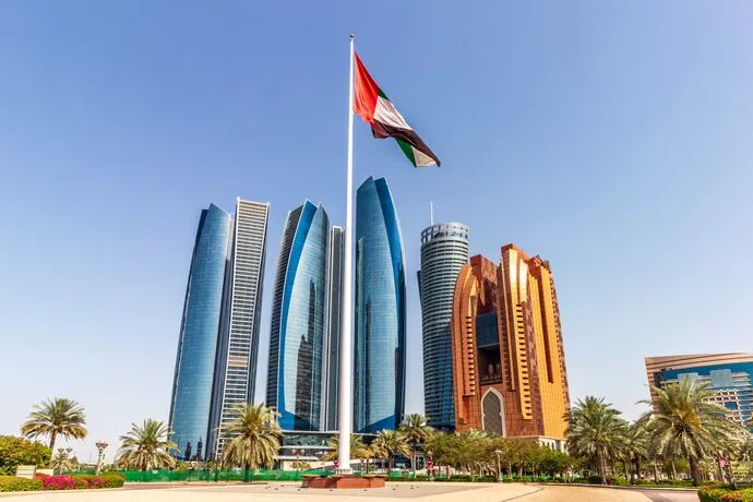 صناديق وشركات تدير 700 مليار دولار تتدفق إلى الإمارات صناديق وشركات تدير 700 مليار دولار تتدفق إلى الإمارات