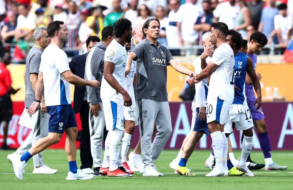 إنزاجي يتأسف على خروج الهلال من ربع نهائي المونديال إنزاجي يتأسف على خروج الهلال من ربع نهائي المونديال
