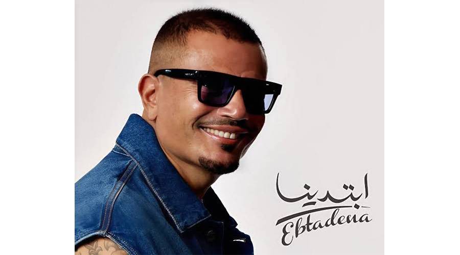 اتهامات علنية.. أنوسة كوتة تفتح النار على عمرو دياب بسبب أغنية «قمر»