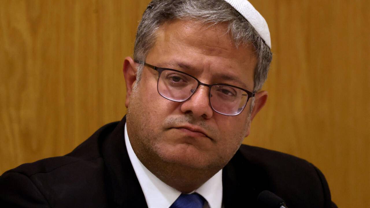 وزير إسرائيلي متطرف يدعو لإنهاء مفاوضات الهدنة في الدوحة وزير إسرائيلي متطرف يدعو لإنهاء مفاوضات الهدنة في الدوحة