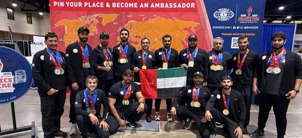 منتخب القيادة العامة لشرطة أبوظبي يحتفل بإنجازه