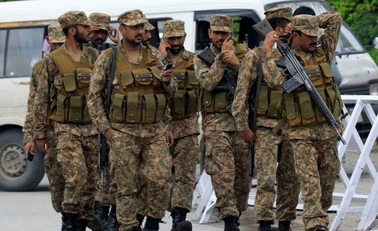 مسلحون يخطفون ويقتلون 9 أشخاص في باكستان مسلحون يخطفون ويقتلون 9 أشخاص في باكستان