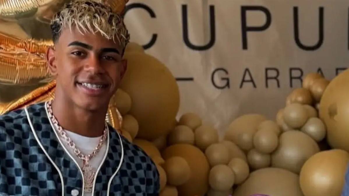 لامين يامال خلال حفل عيد ميلاده لامين يامال خلال حفل عيد ميلاده