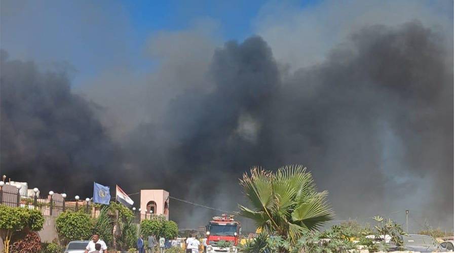 مصر.. حريق هائل يلتهم 91 مركبة في الإسكندرية