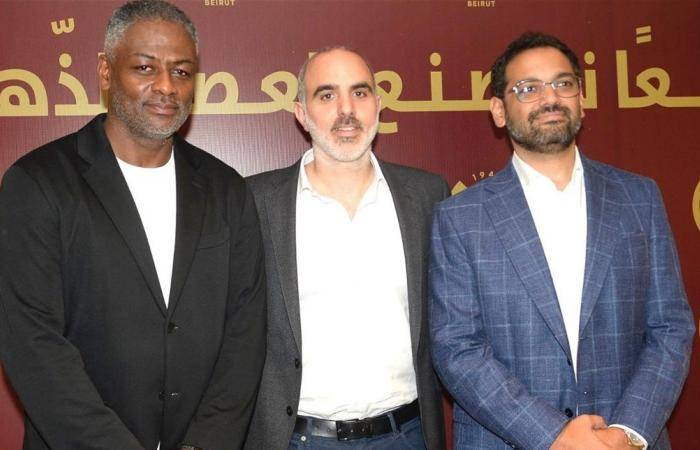 الجعايدي مع رئيس نادي النجمة ونائبه 1