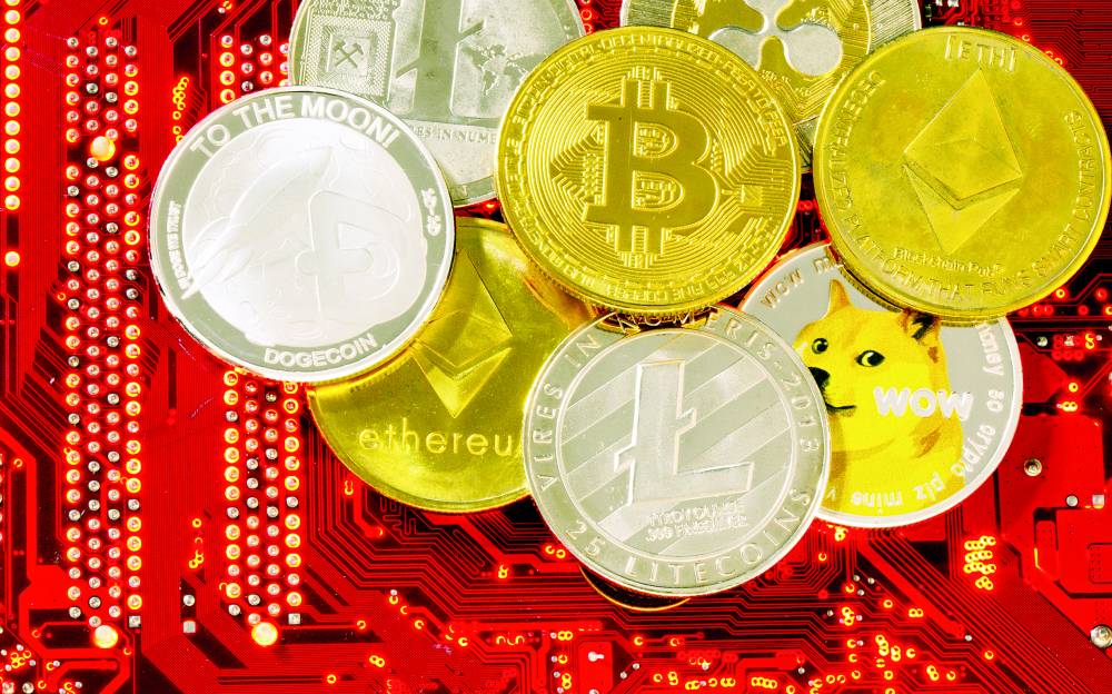 «البيتكوين» تتجاوز مستوياتها القياسية فوق 123,500 دولار
