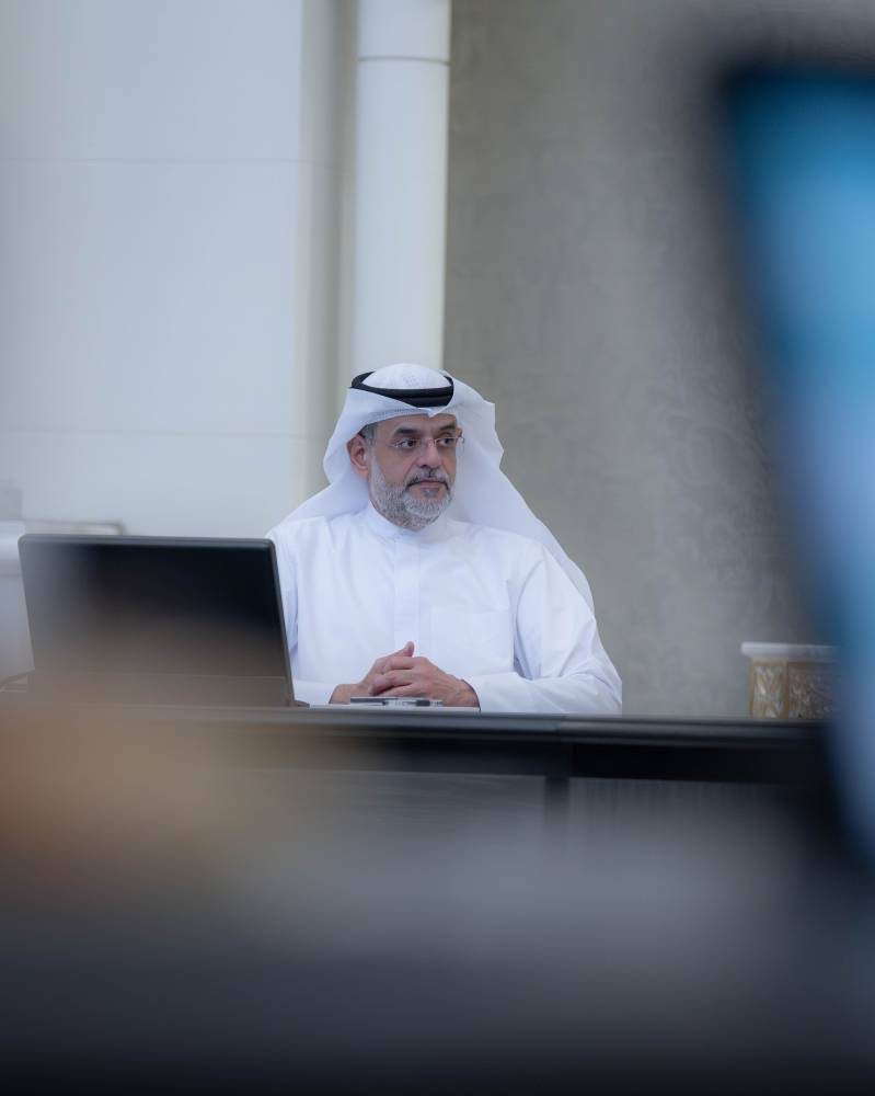 «التنفيذي» ينقل سيف القاسمي إلى «هيئة تطوير معايير العمل»