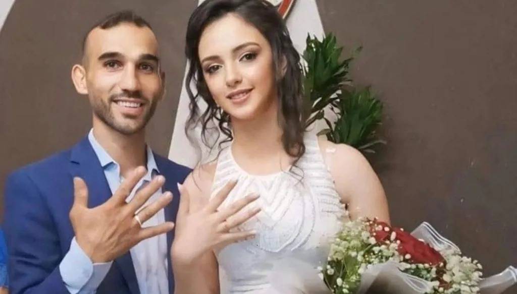 وفاة بطل الألعاب القتالية ربيع زهر وزوجته في لبنان 