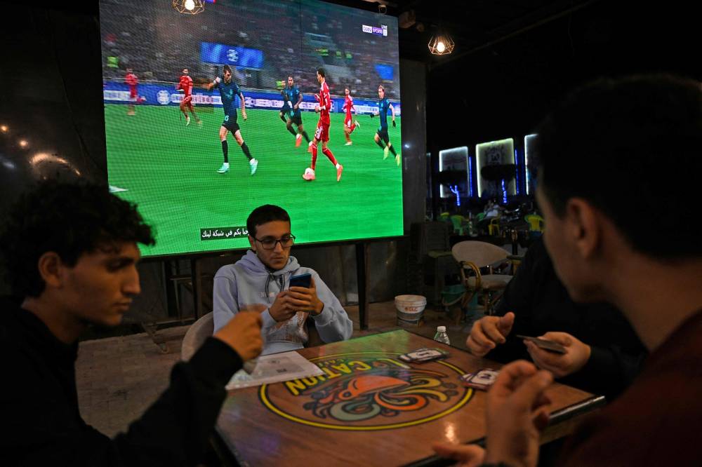 بسبب استبعاد محمد صلاح..الجماهير المصرية تقاطع مباريات ليفربول 