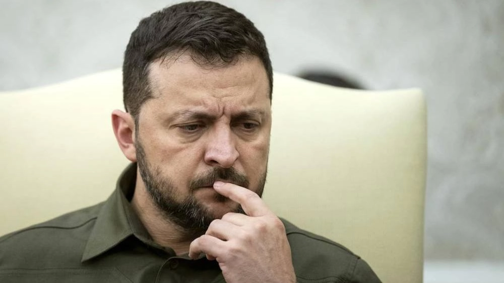 زيلينسكي يزور مدينة كوبيانسك على خط المواجهة بعد استعادة أوكرانيا أجزاء منها 