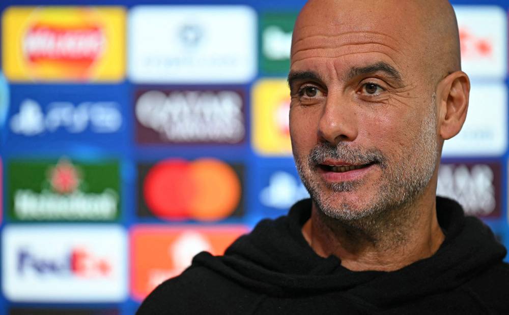 غوارديولا ينسحب من مؤتمر صحفي لأسباب شخصية 