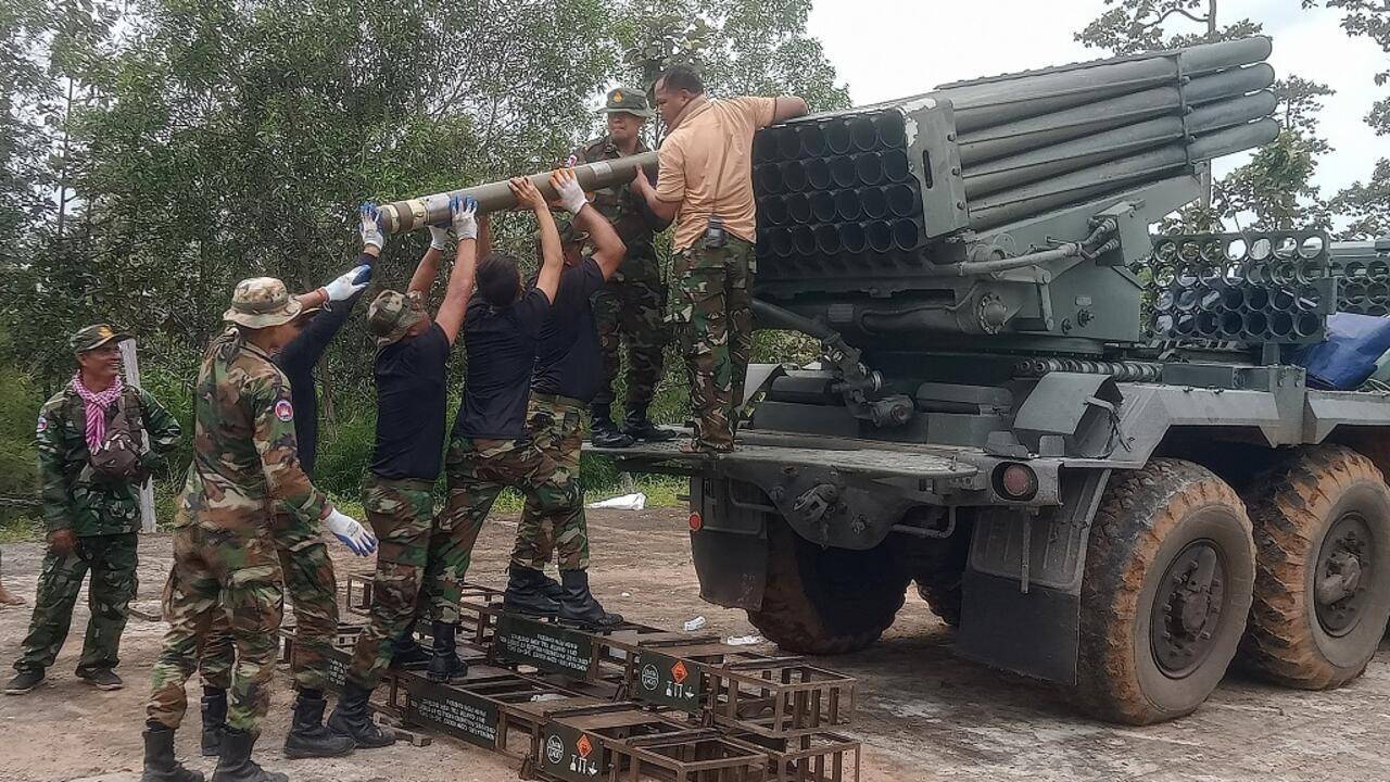 تايلاند تتعهد بمواصلة عملياتها العسكرية ضد كمبوديا 