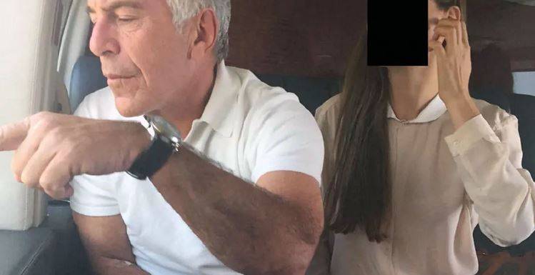 إدارة ترامب تنشر آلاف الوثائق من ملف إبستين خلال ساعات 