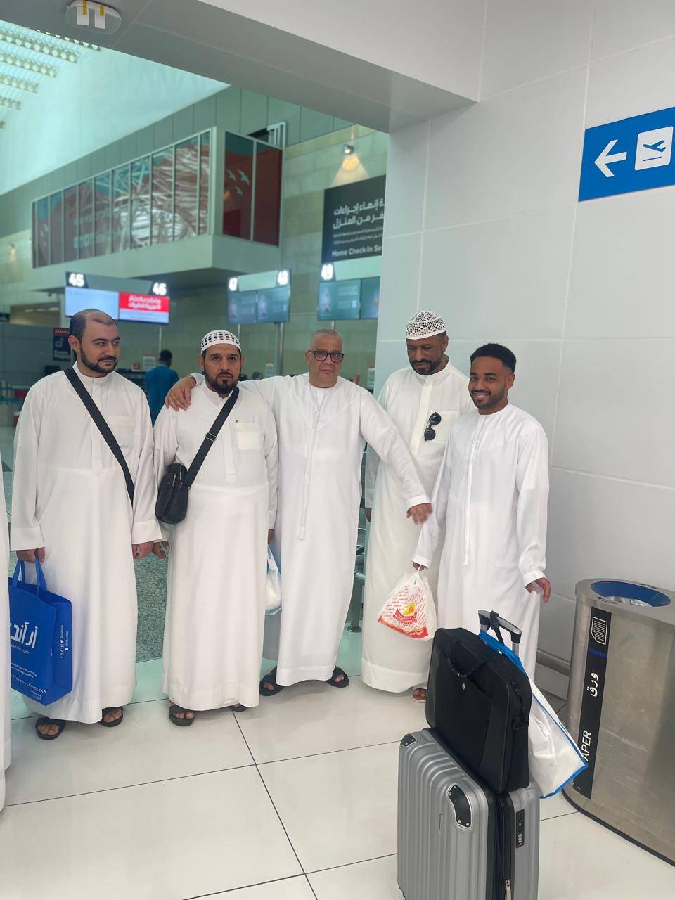 19 منتسباً في «اجتماعية الشارقة» يؤدون مناسك العمرة 