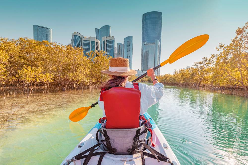 «شتاؤنا ريادة».. الإمارات تحول الموسم السياحي إلى منصة استثمار عالمية 