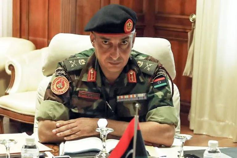 بعد سقوط طائرة رئيس الأركان العامة للجيش الليبي ومقتله.. من هو محمد الحداد؟ 
