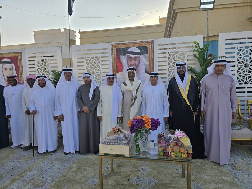 أحمد بن صقر وسالم بن سلطان والشيوخ يحضرون زفاف عبدالله الحبشي 