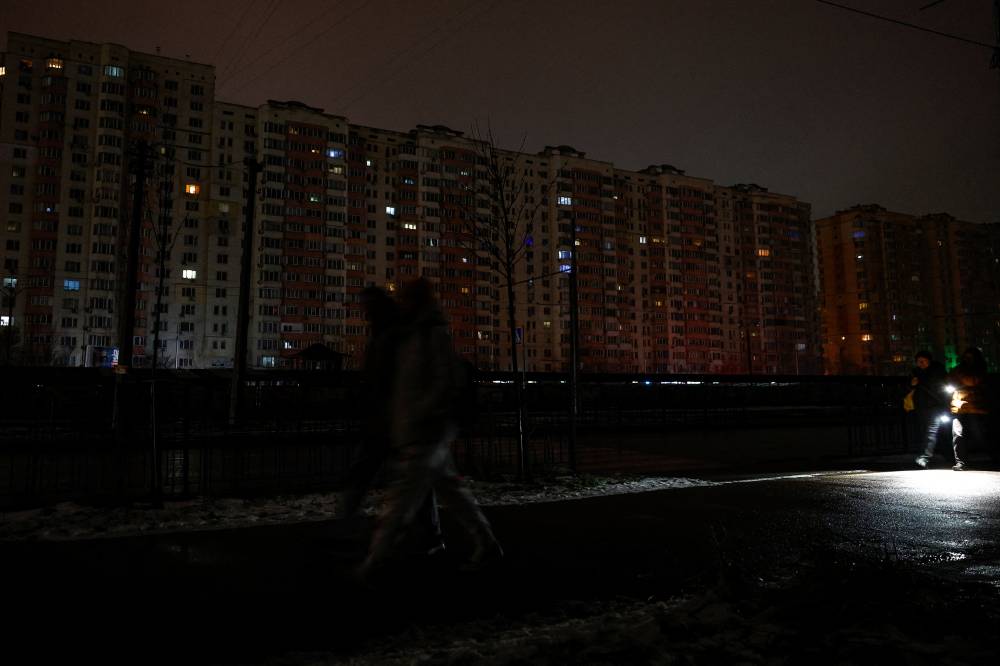 إعادة التيار الكهربائي إلى 750 ألف منزل في كييف 