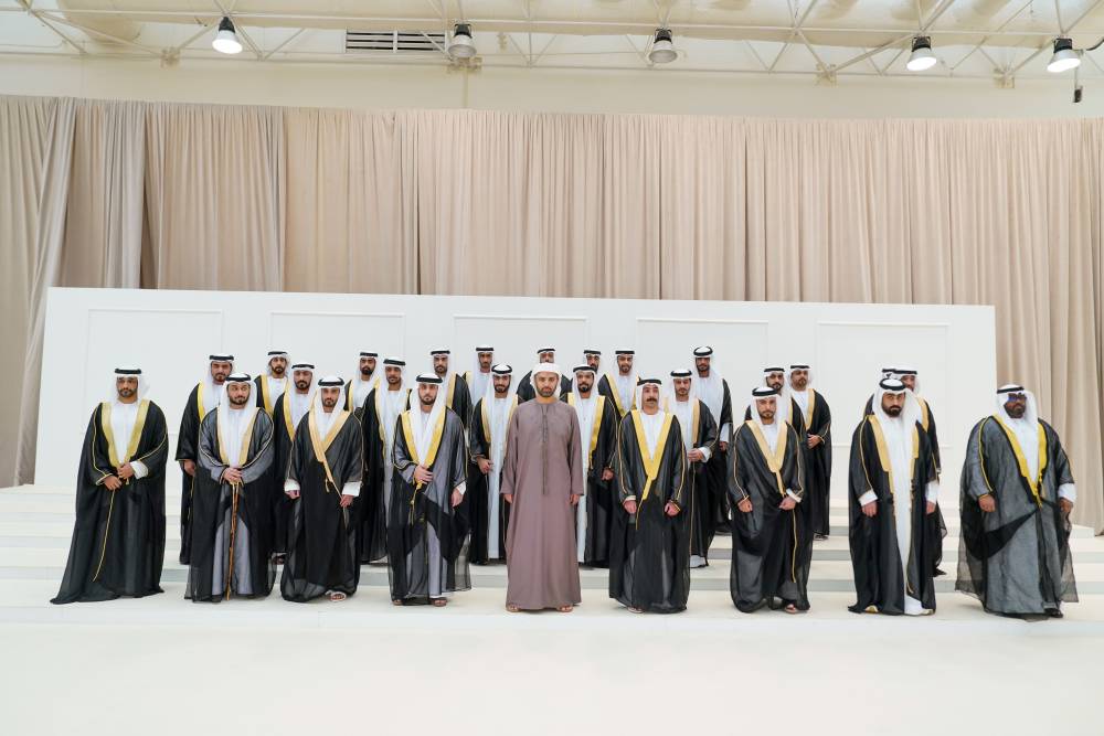 محمد بن سعود يهنئ 26 من أبناء الوطن بمناسبة زفافهم 