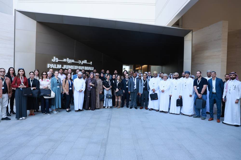 مشاركون في منتدى دبي للمشاريع يزورون عدداً من المعالم 