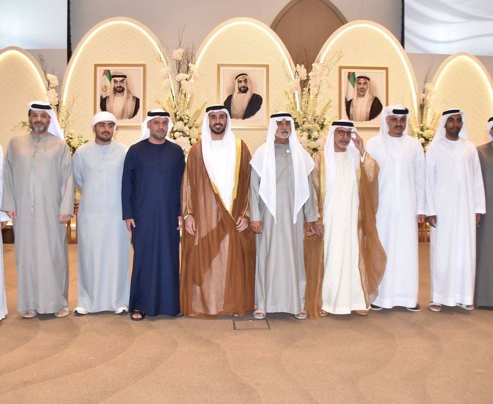 نهيان بن مبارك يحضر أفراح الصوالح والشامسي في أبوظبي 