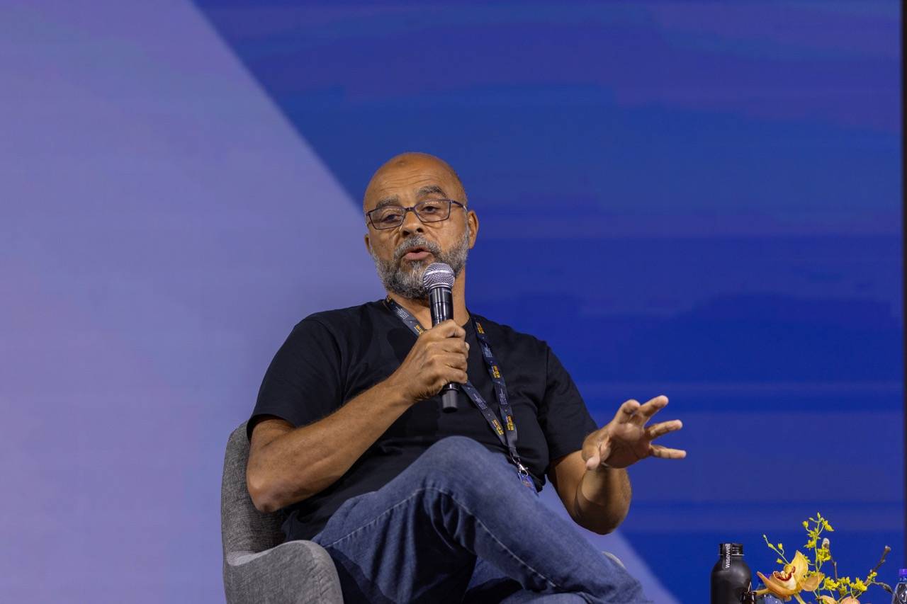 الكشف عن «إيمّا».. أحدث منصة ذكاء اصطناعي 