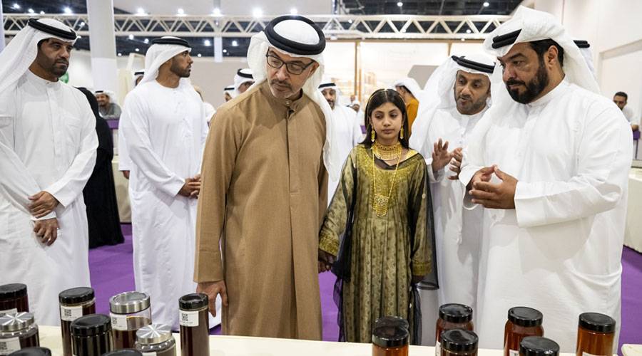 هزاع بن زايد: الفعاليات التراثية تجسد نهجاً وطنياً لحماية الهوية 