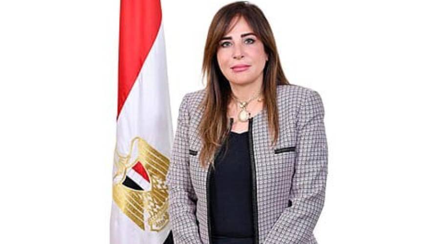 من هي راندة المنشاوي أول مصرية تتولى حقيبة الإسكان؟ 