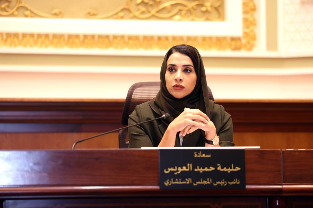 حليمة العويس رئيساً ل «استشاري الشارقة» بالتزكية 