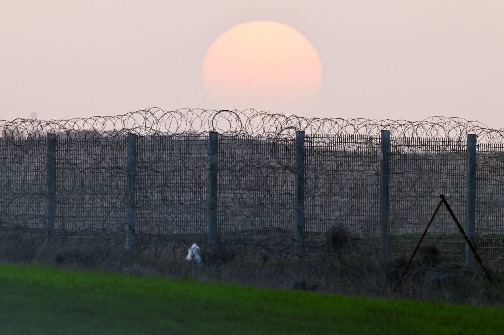 قوى فلسطينية تطالب بحوار وطني شامل 