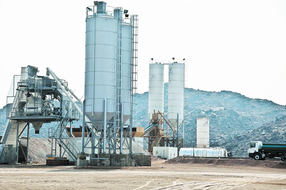 أسعار الأسمنت في الإمارات تقفز 40% منذ نوفمبر 