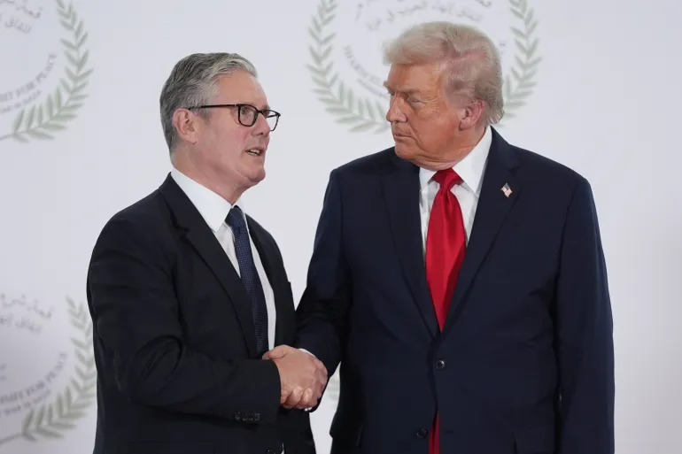 صفعة قوية من لندن لواشنطن.. ستارمر يرفض طلب ترامب استخدام القواعد البريطانية لضرب إيران 