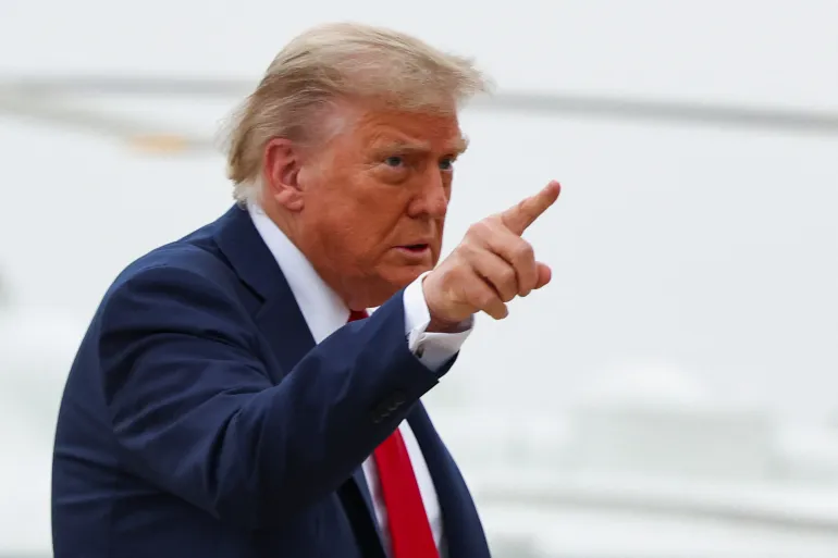 ترامب يدعو الإيرانيين إلى «السيطرة» على حكومتهم 