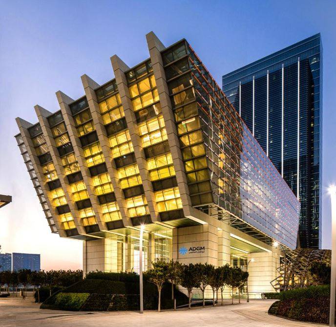 اللورد باتريك هودج رئيساً لمحاكم «أبوظبي العالمي» 