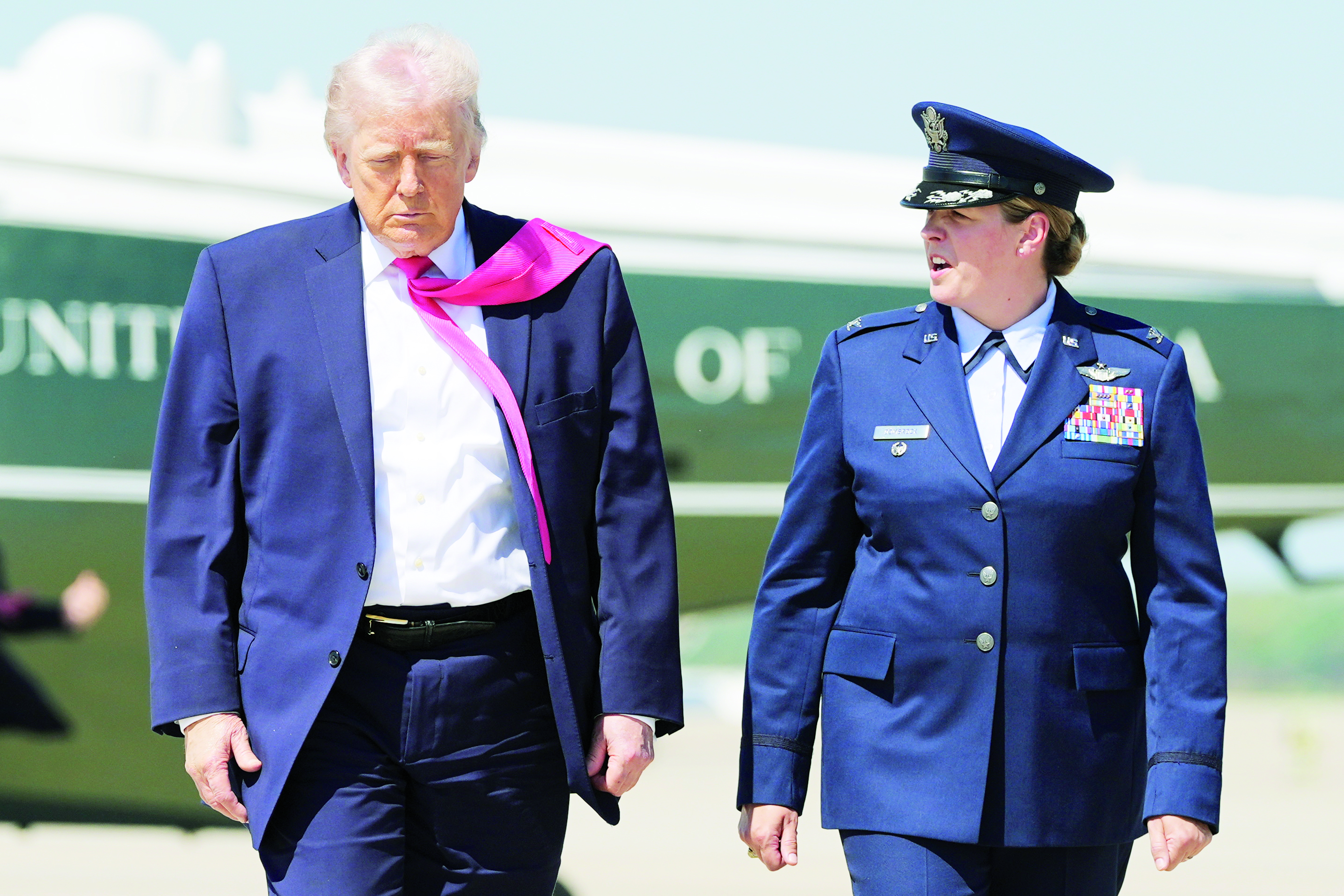 ترامب: إيران تسلّم مخزونها النووي مقابل اتفاق سلام 