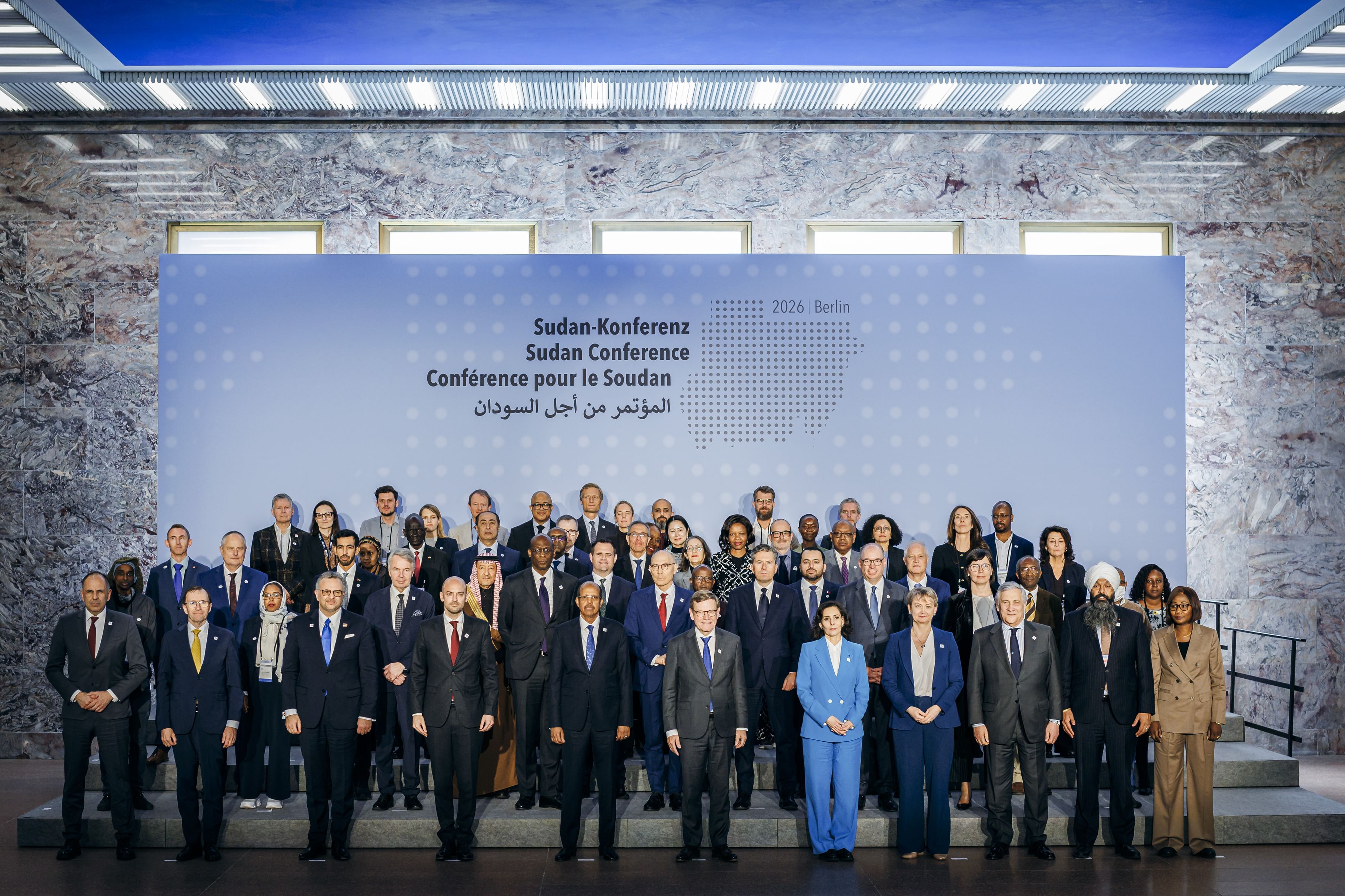 الإمارات تجدد المطالبة بوقف فوري للحرب في السودان 