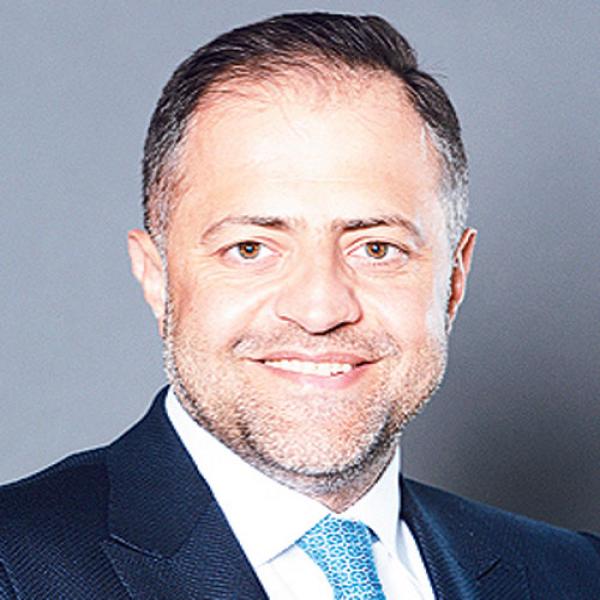 عمر كشتعاري