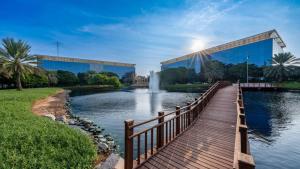 «دبي الصناعيّة» تستقطب 12 شركة أغذية ومشروبات في 2023