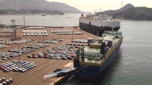 صادرات اليابان ترتفع 7.8% في فبراير للشهر الثالث على التوالي