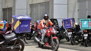 شركات تراعي حالة الطرق والطقس لتوصيل الطلبات