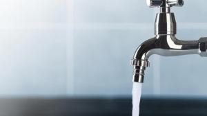 تراجع فوائد فلورايد المياه بسبب معاجين الأسنان