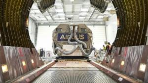 قمر الاتصالات «الثريا 4»