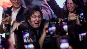 في مدريد.. رئيس الأرجنتين يوجه إساءة لرئيس وزراء إسبانيا